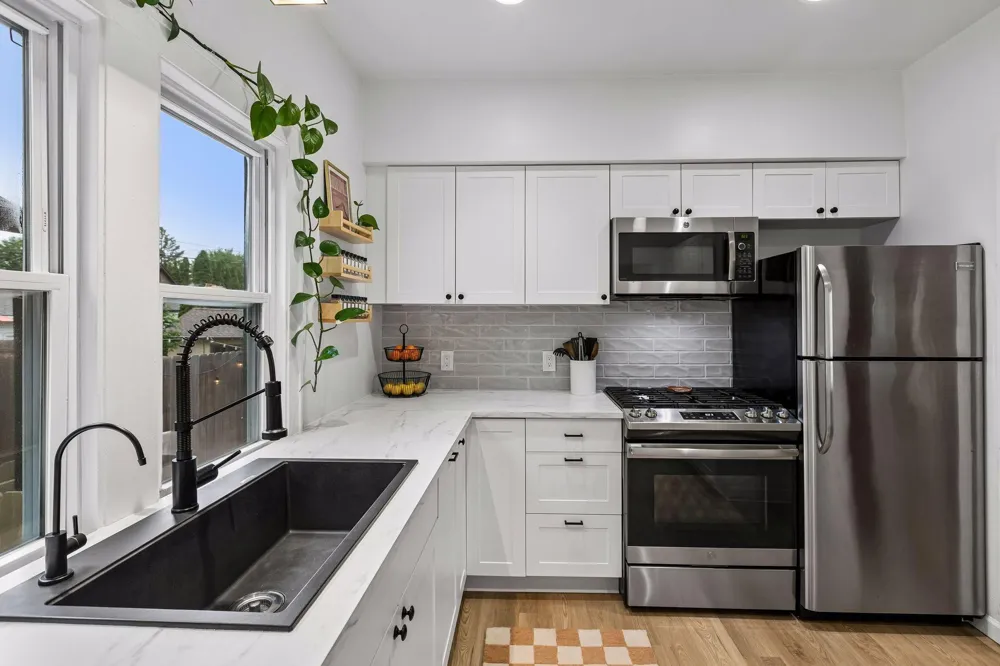 2523 Arthur Street NE Minneapolis, MN 55418