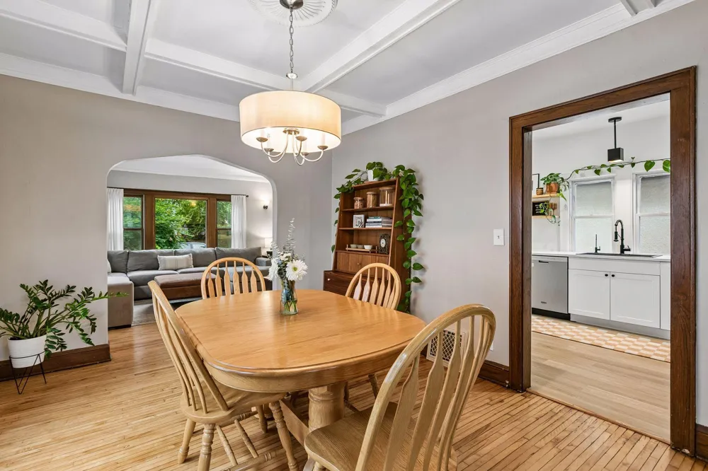 2523 Arthur Street NE Minneapolis, MN 55418