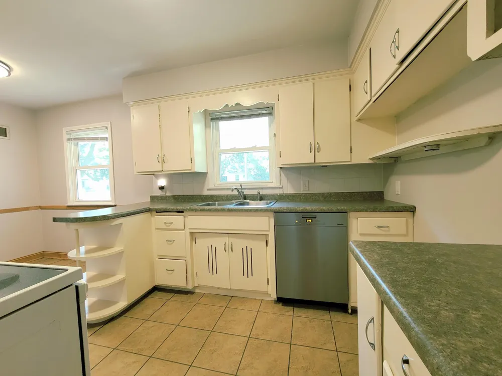 4601 Oliver Ave N Minneapolis, MN 55412