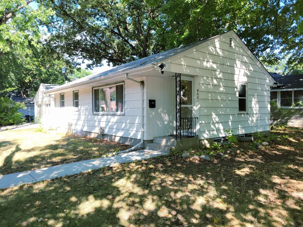 4601 Oliver Ave N Minneapolis, MN 55412