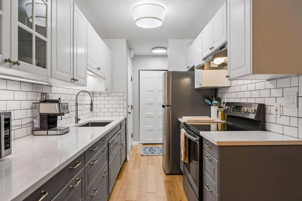 1200 Nicollet Mall #307 Minneapolis, MN 55403