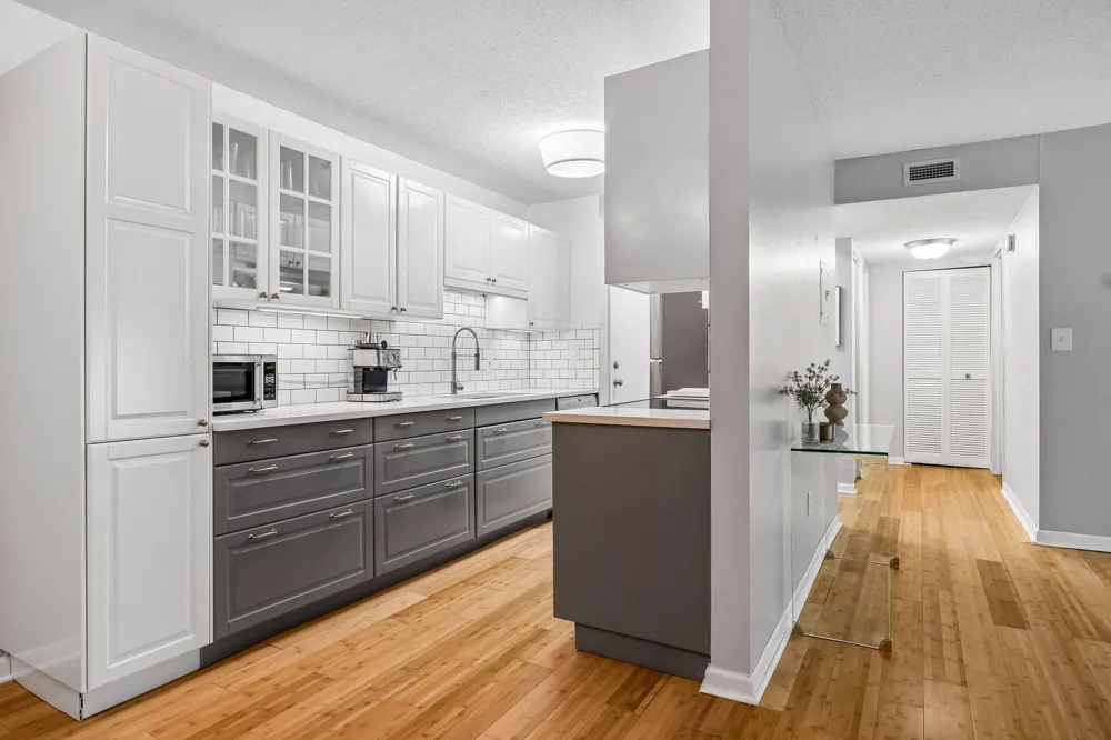 1200 Nicollet Mall #307 Minneapolis, MN 55403