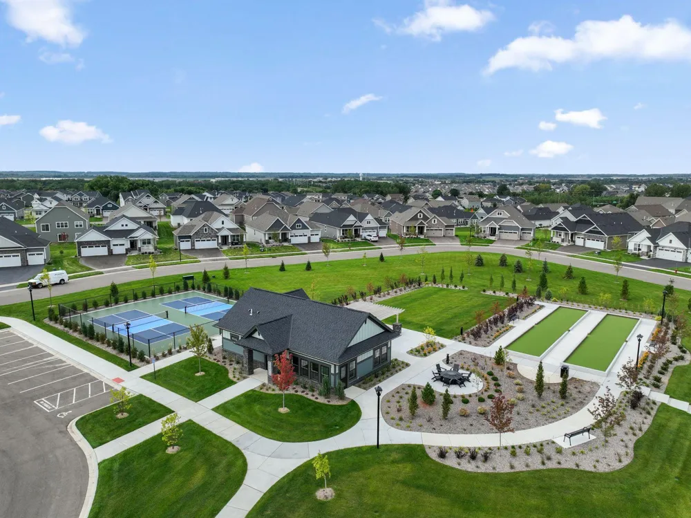 19990 Gadston Lane Lakeville, MN 55044