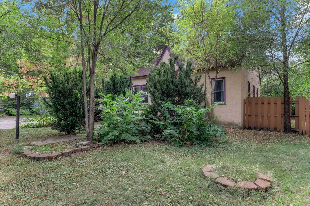 5447 Bryant Avenue Brooklyn Center, MN 55430