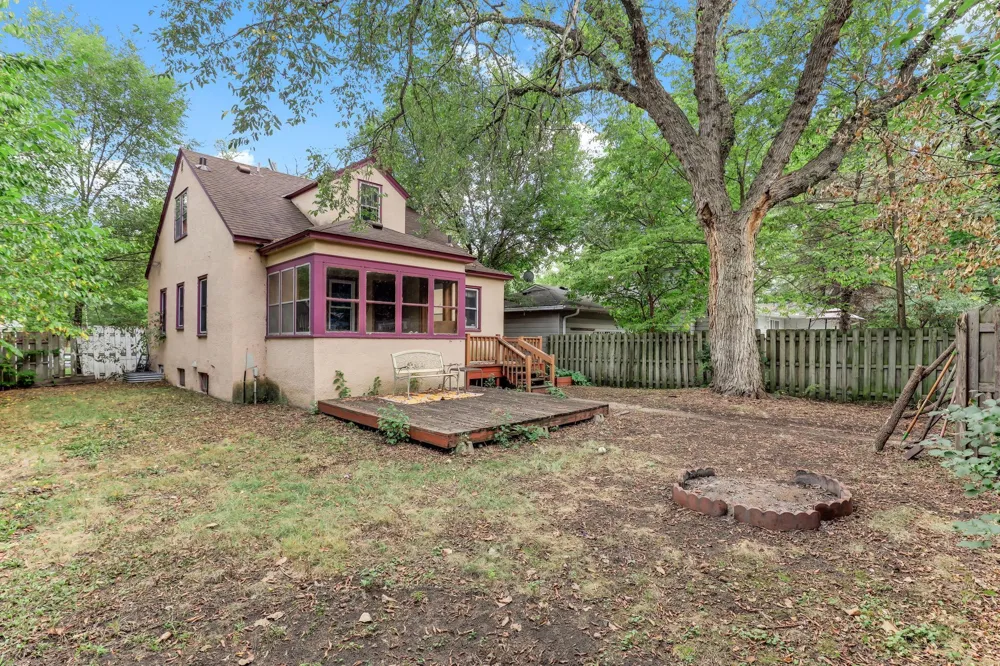 5447 Bryant Avenue Brooklyn Center, MN 55430