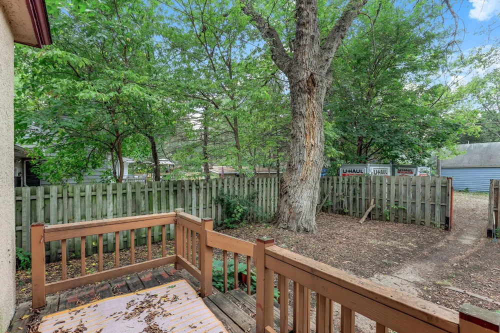 5447 Bryant Avenue Brooklyn Center, MN 55430
