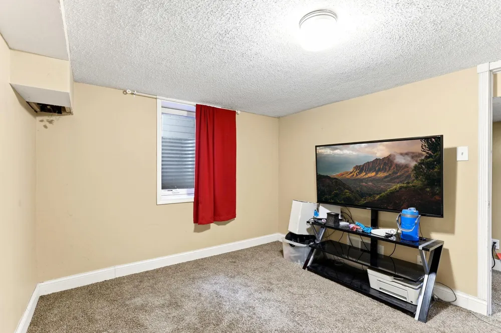 5447 Bryant Avenue Brooklyn Center, MN 55430