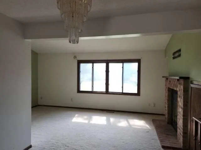 3584 Brookdale Drive Brooklyn Park, MN 55443