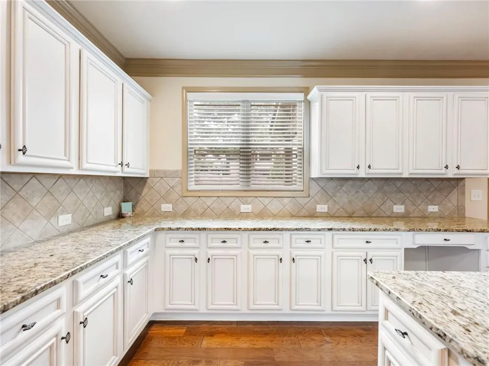 5915 Park Bay Court Flowery Branch, GA 30542