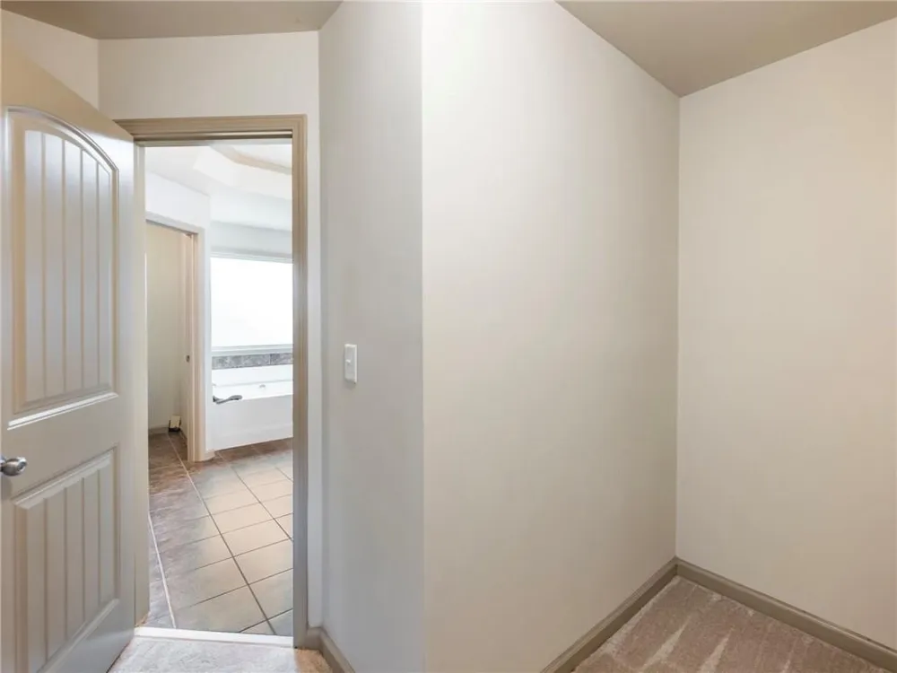 5915 Park Bay Court Flowery Branch, GA 30542