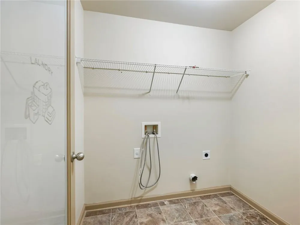 5915 Park Bay Court Flowery Branch, GA 30542
