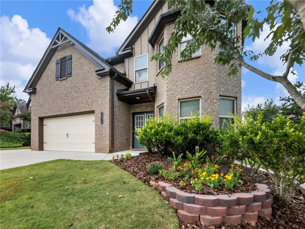 5915 Park Bay Court Flowery Branch, GA 30542