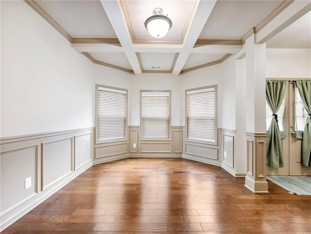 5915 Park Bay Court Flowery Branch, GA 30542