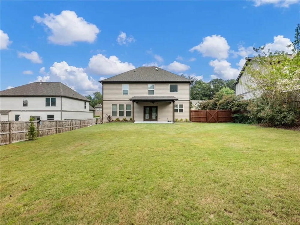 5915 Park Bay Court Flowery Branch, GA 30542