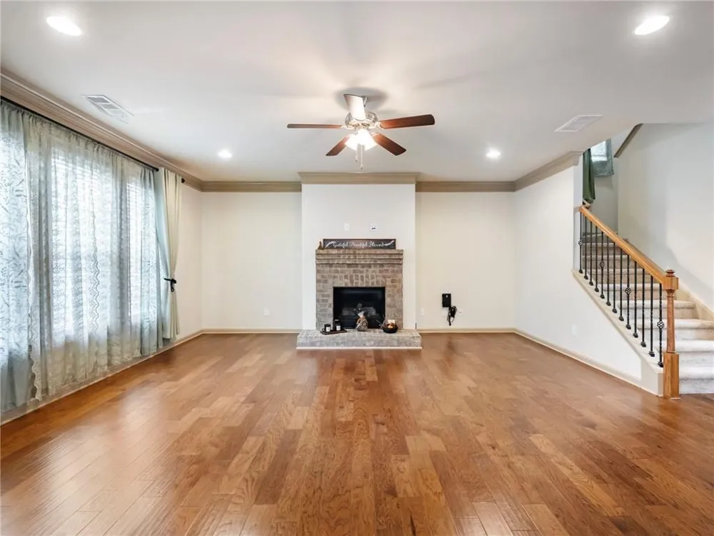 5915 Park Bay Court Flowery Branch, GA 30542
