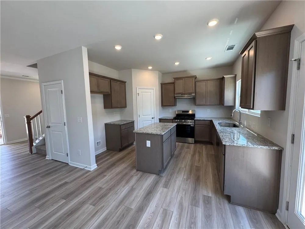 337 Bloomfield Circle Canton, GA 30114
