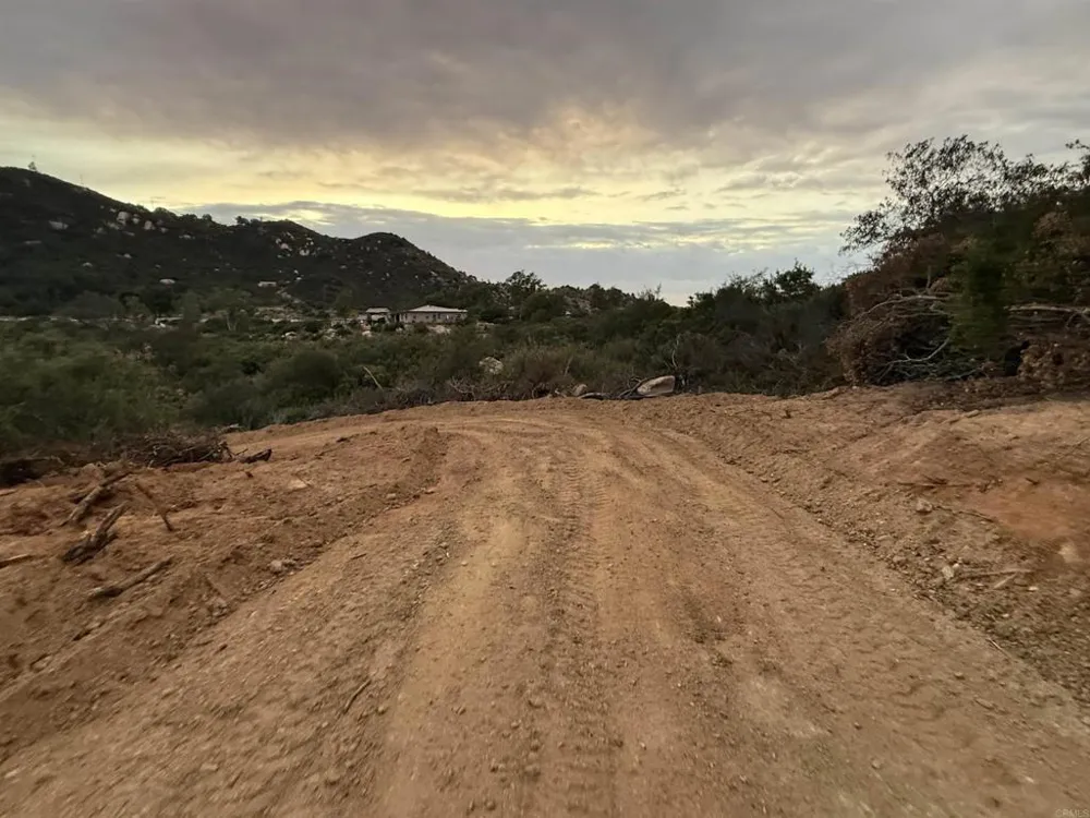 Mt. Olympus Valley Road Fallbrook, CA 92028