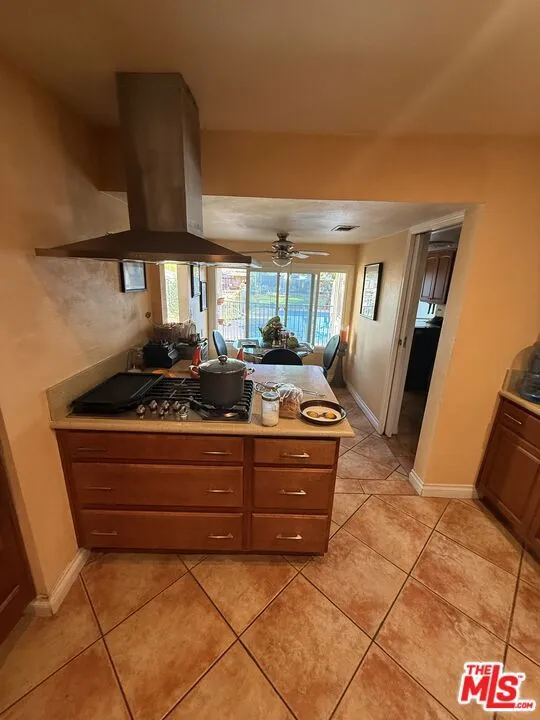 829 E Francisquito Avenue West Covina, CA 91790