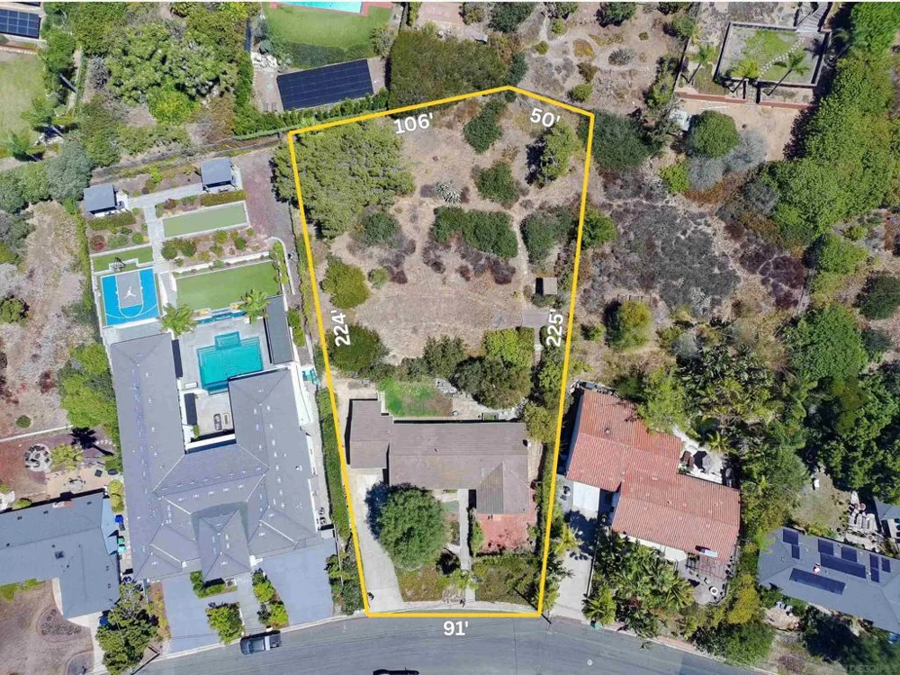 6381 Castejon La Jolla, CA 92037