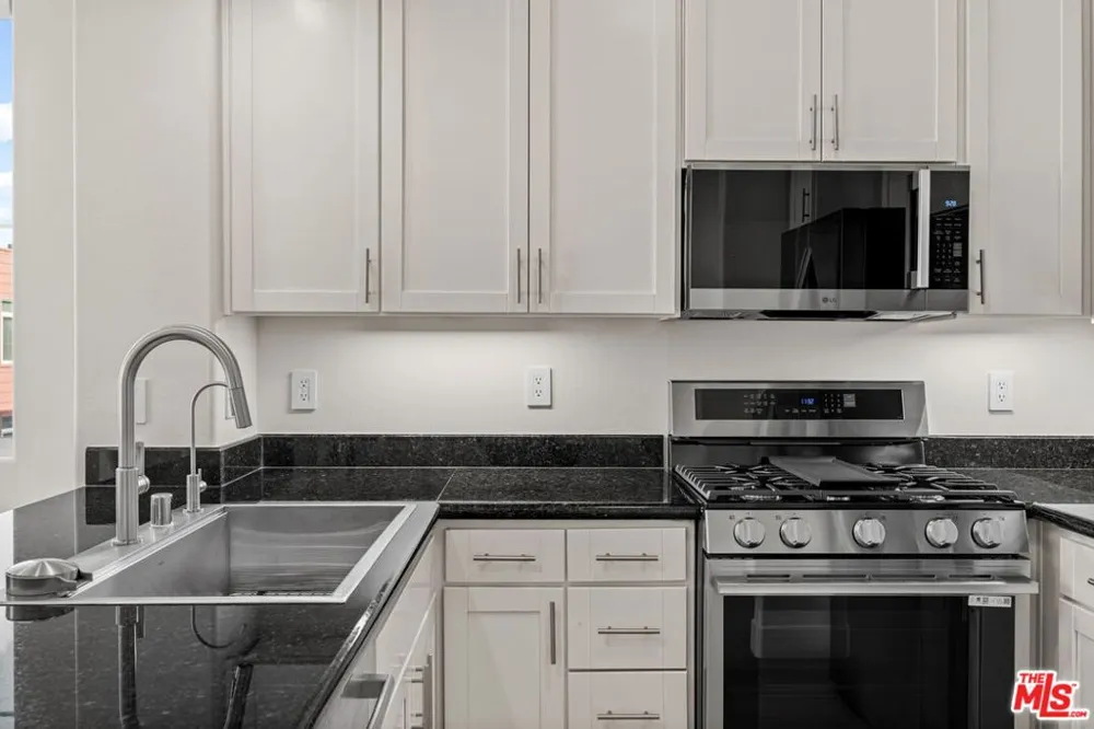 4060 Glencoe Avenue #314 Marina del Rey, CA 90292