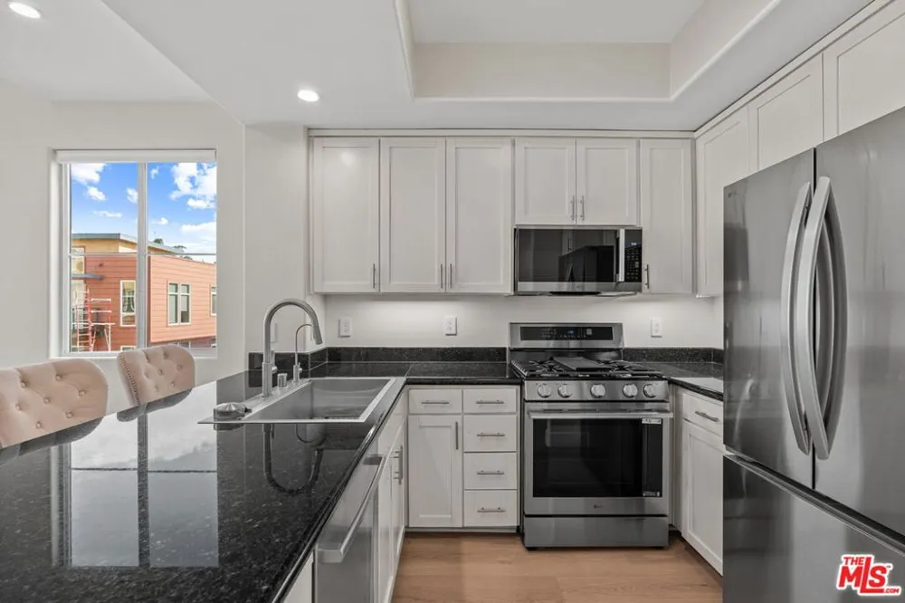 4060 Glencoe Avenue #314 Marina del Rey, CA 90292