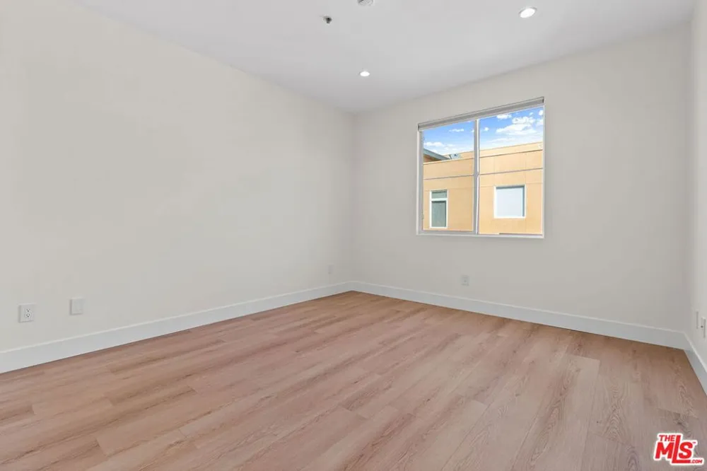 4060 Glencoe Avenue #314 Marina del Rey, CA 90292