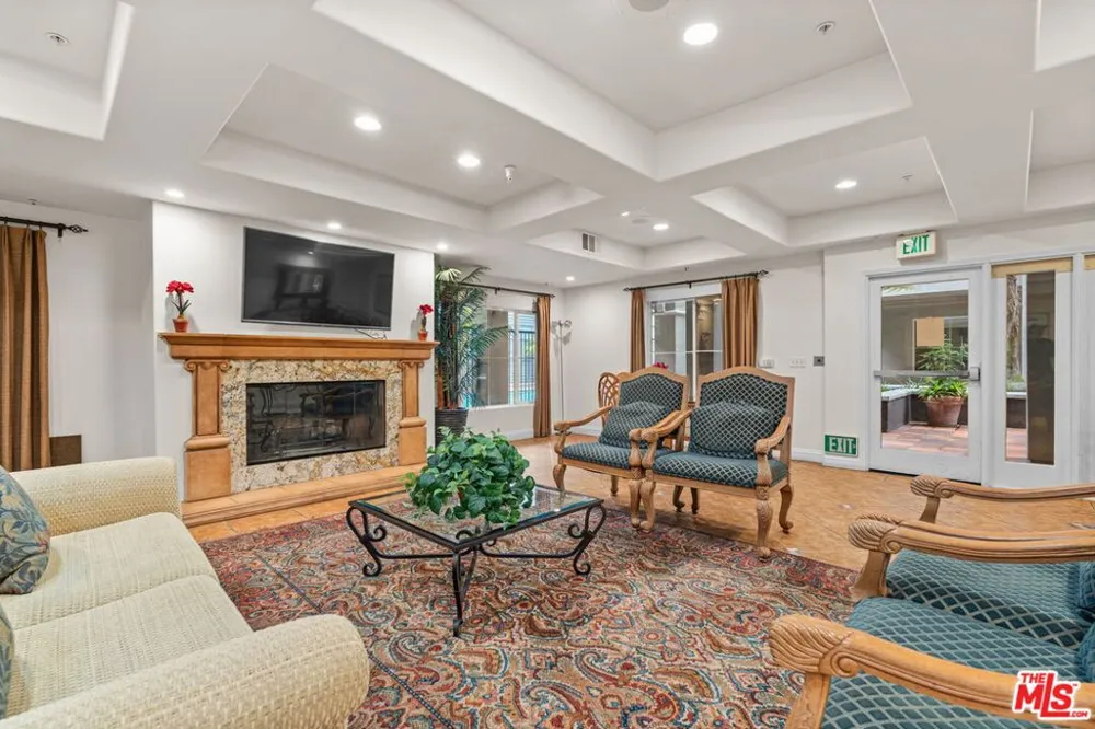 4060 Glencoe Avenue #314 Marina del Rey, CA 90292