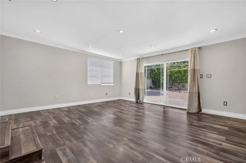13569 Montague Street Arleta, CA 91311
