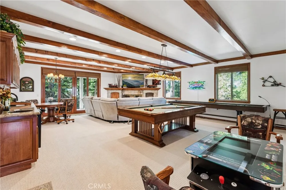 349 John Muir Lake Arrowhead, CA 92352