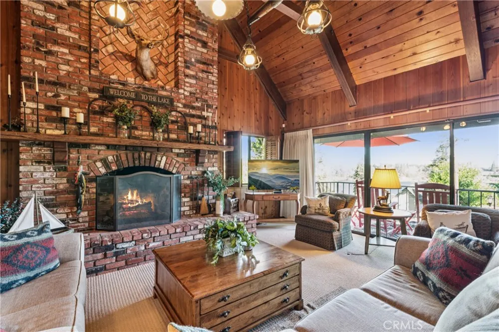 349 John Muir Lake Arrowhead, CA 92352