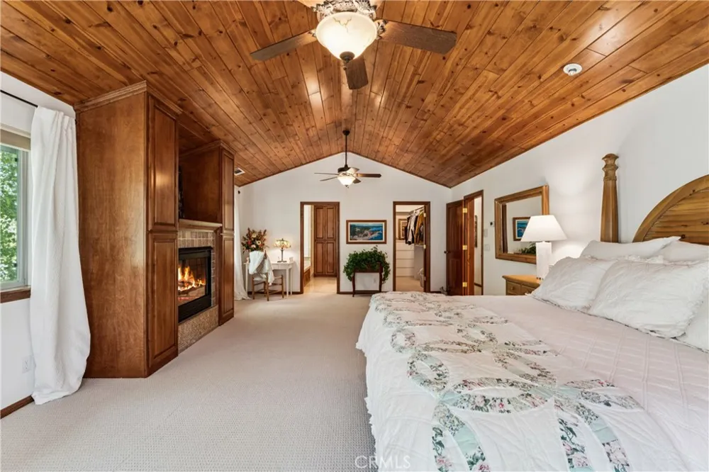 349 John Muir Lake Arrowhead, CA 92352