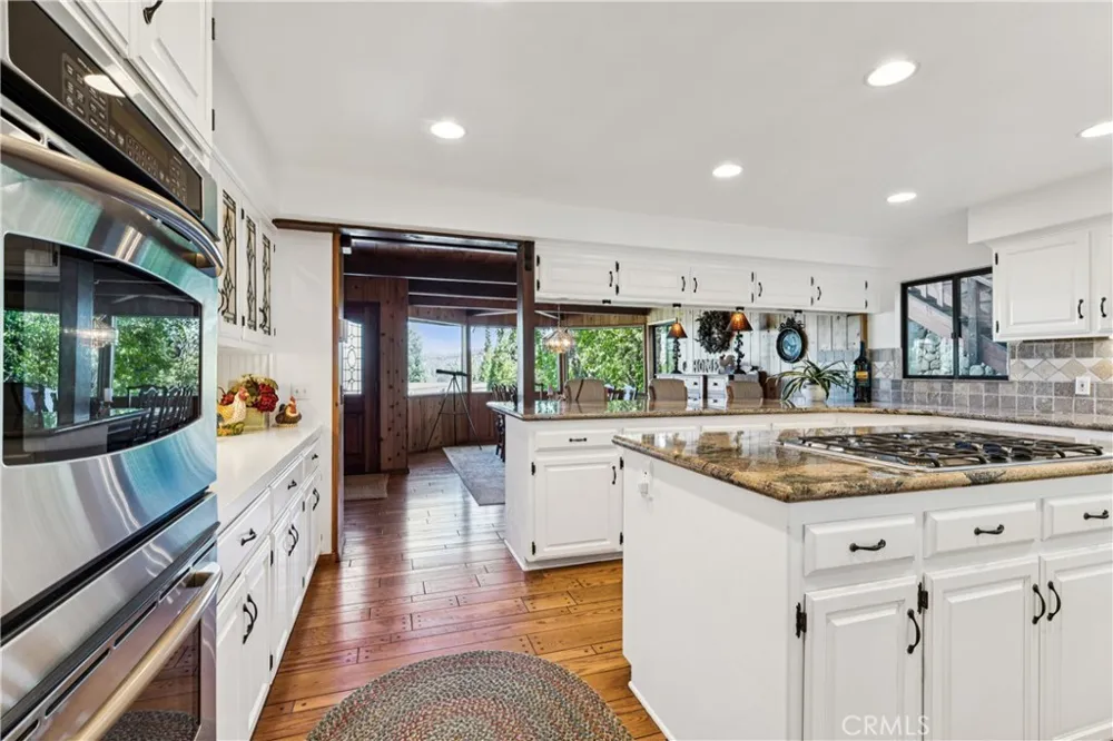 349 John Muir Lake Arrowhead, CA 92352