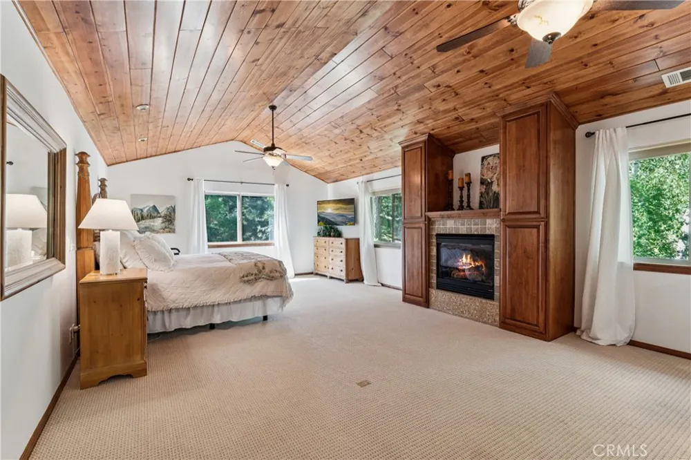 349 John Muir Lake Arrowhead, CA 92352