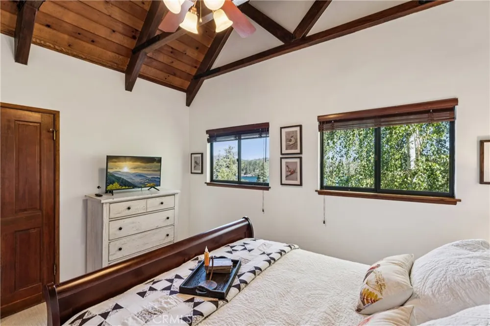 349 John Muir Lake Arrowhead, CA 92352
