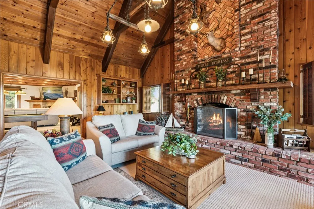349 John Muir Lake Arrowhead, CA 92352