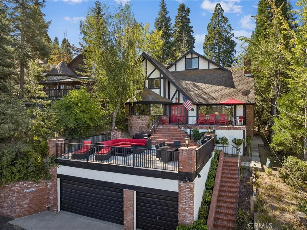 349 John Muir Lake Arrowhead, CA 92352