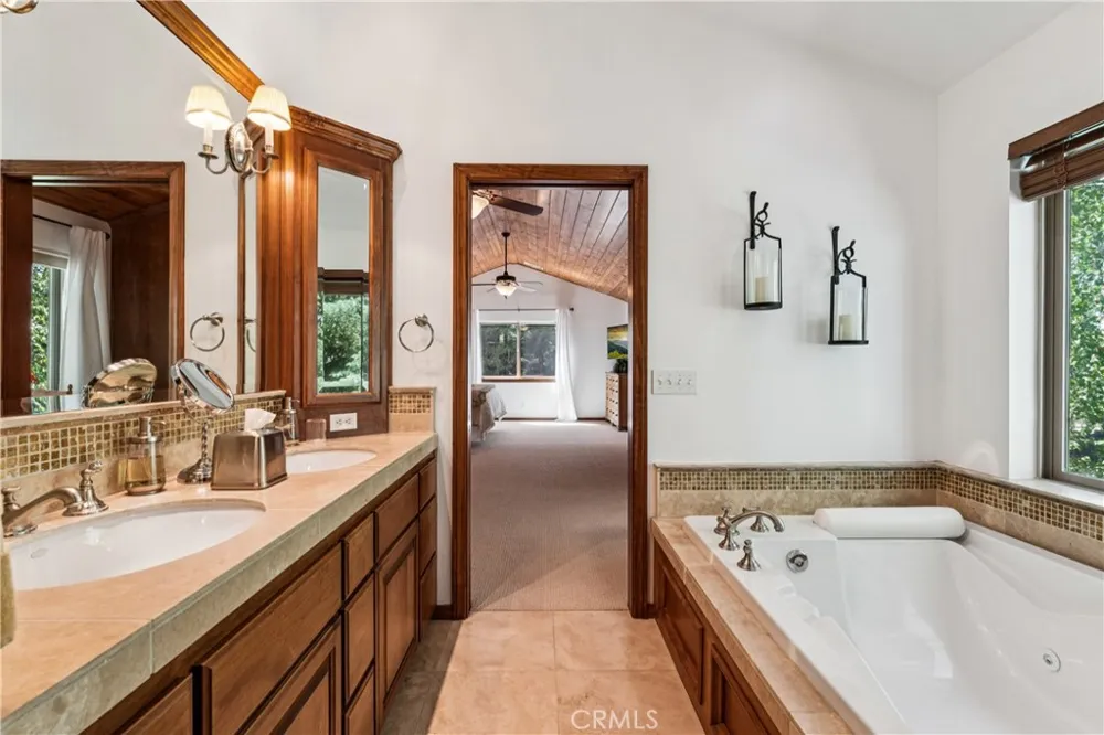 349 John Muir Lake Arrowhead, CA 92352