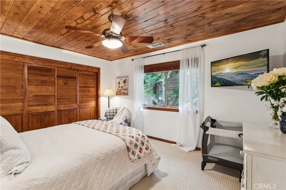 349 John Muir Lake Arrowhead, CA 92352