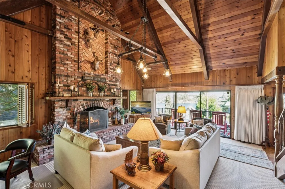 349 John Muir Lake Arrowhead, CA 92352