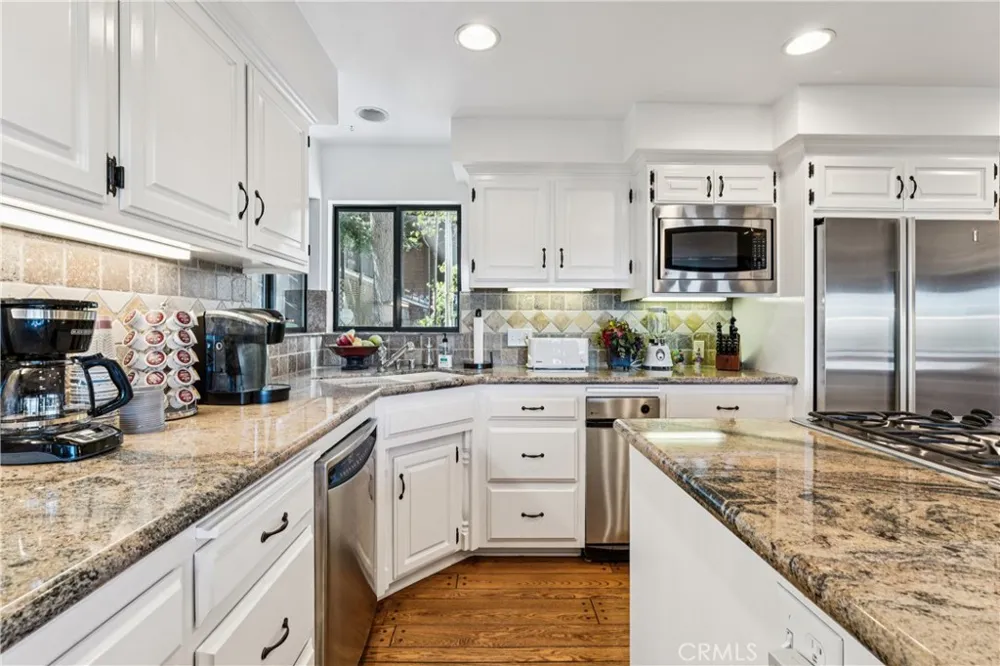 349 John Muir Lake Arrowhead, CA 92352