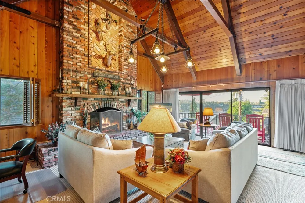 349 John Muir Lake Arrowhead, CA 92352