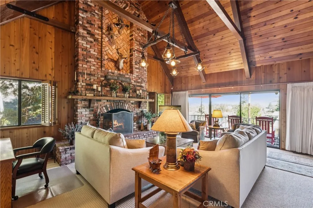 349 John Muir Lake Arrowhead, CA 92352