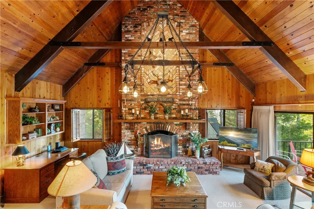 349 John Muir Lake Arrowhead, CA 92352