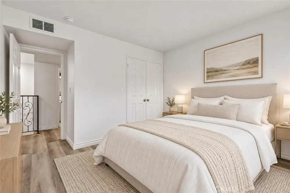 19620 Sherman Way Unit 1 Reseda, CA 91335