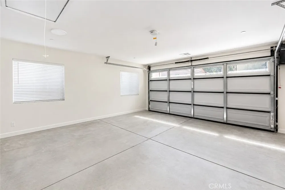 4040 Somers Los Angeles, CA 90065