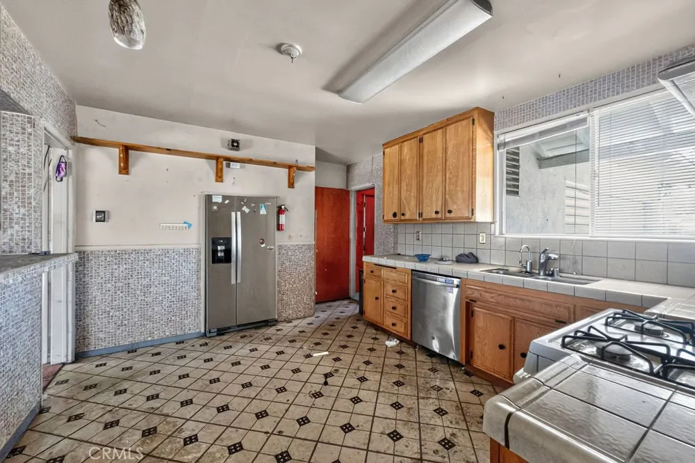 1116 Essex Glendora, CA 91740