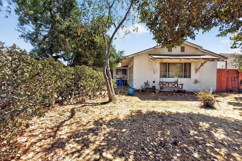 1116 Essex Glendora, CA 91740