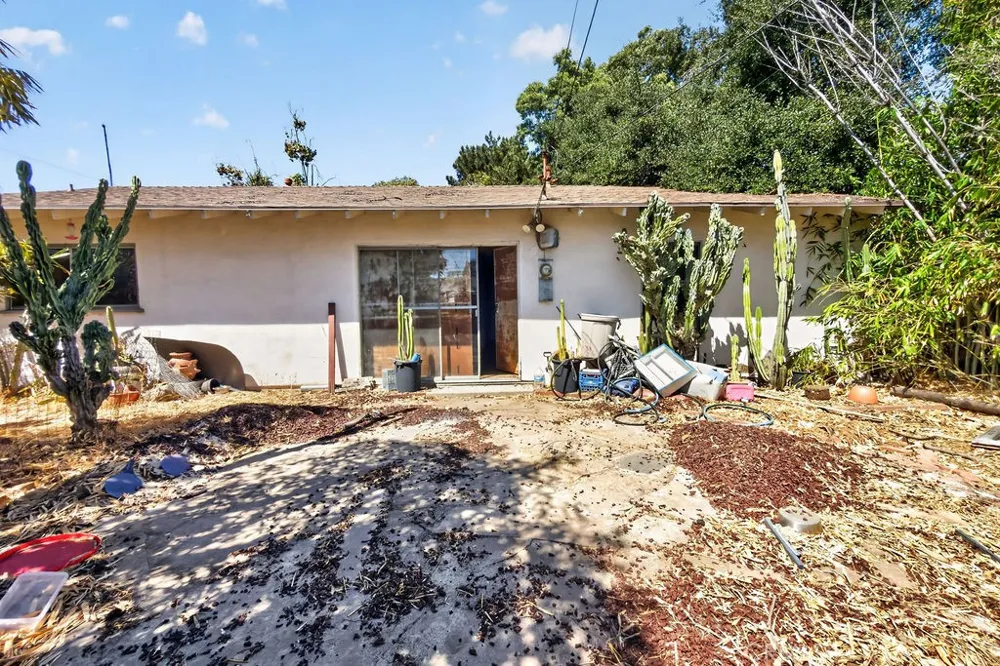 1116 Essex Glendora, CA 91740