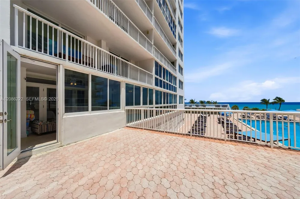 5401 Collins Ave #108 Miami Beach, FL 33140