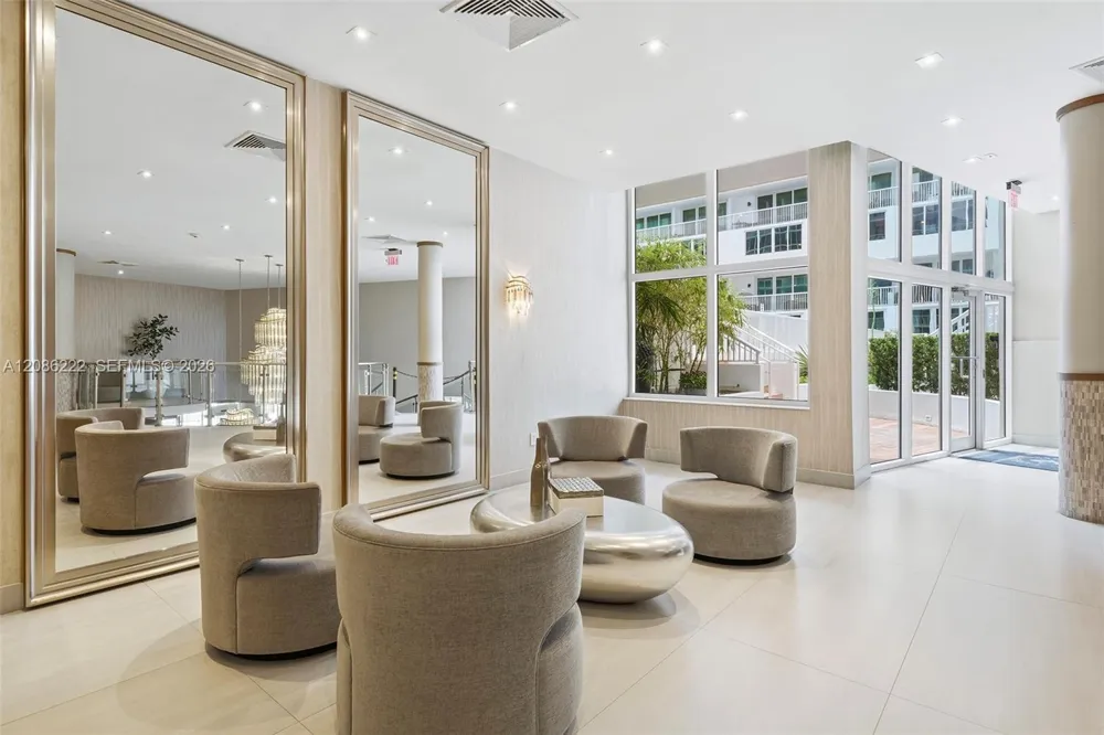 5401 Collins Ave #108 Miami Beach, FL 33140